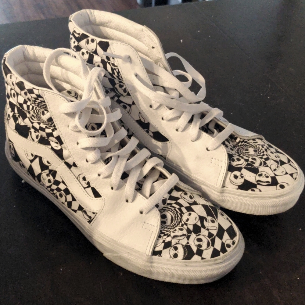 Vans Disney’s The Nightmare Before Christmas Sk8 Sneakers Size 11 women 8.5 men